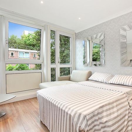 Sach'S 2 Bedrooms Apartment - No Lift London Exterior photo